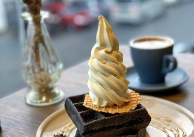 Souffle Dessert Cafe Address: No 1-7, 1st floor, Kompleks Kenari, Jalan Kenari 19a, Bandar Puchong Jaya, 47100 Puchong, Selangor Operating hours: (DAILY) 2PM – 10PM, Closed on Tuesdays
