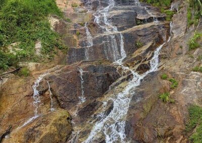 شلال نهر الغزلان المخفي في جزيرة بينانج (6)